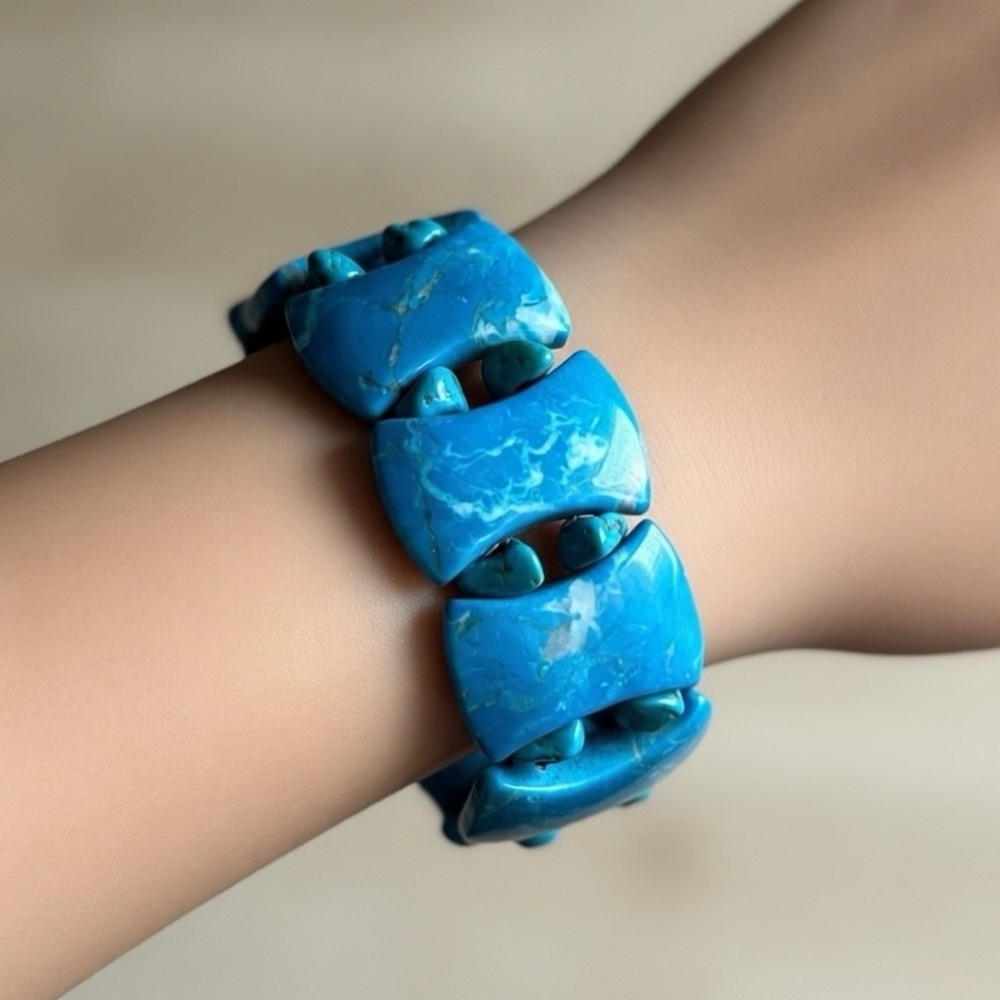 Handmade Turquoise and Blue Green Chalcedony Chunky Stretch Bracelet, 6”